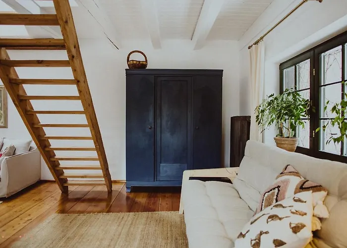 55 بيت للعطل